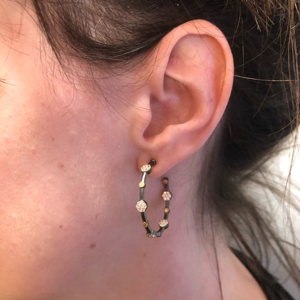 FREIDA ROTHMAN 1.25” Hoop Earrings STARRY NIGHT Gold & Rhodium Over SS NEW $295 - Picture 2 of 16